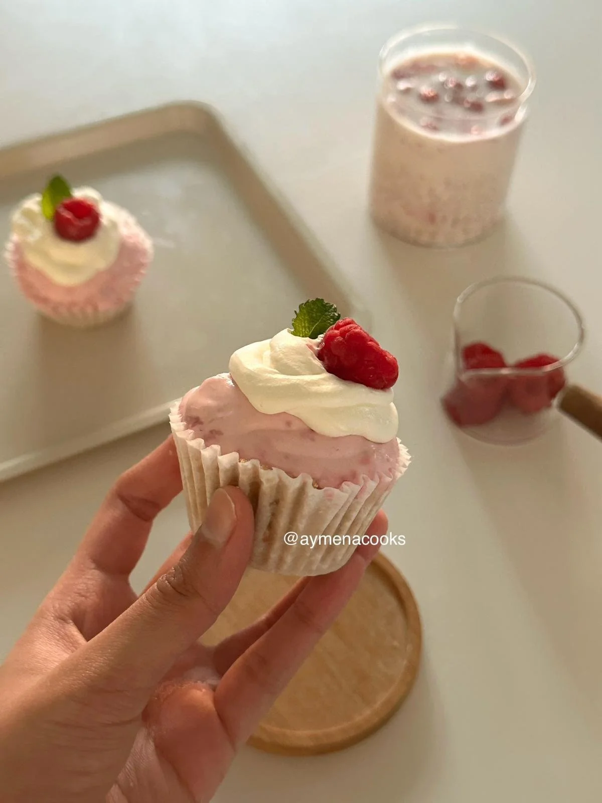 raspberry cheesecake (no bake mini cheesecakes)