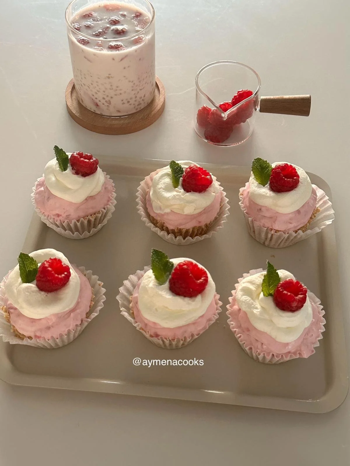 raspberry cheesecake (no bake mini cheesecakes)