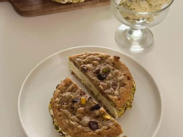 cookie ice cream sandwich with pistachio ice cream