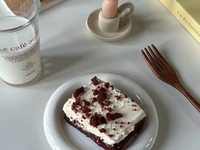 red velvet brownies