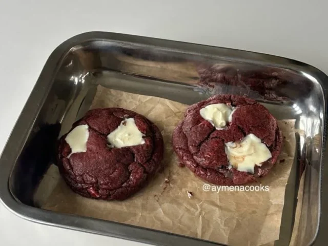 red velvet cookies