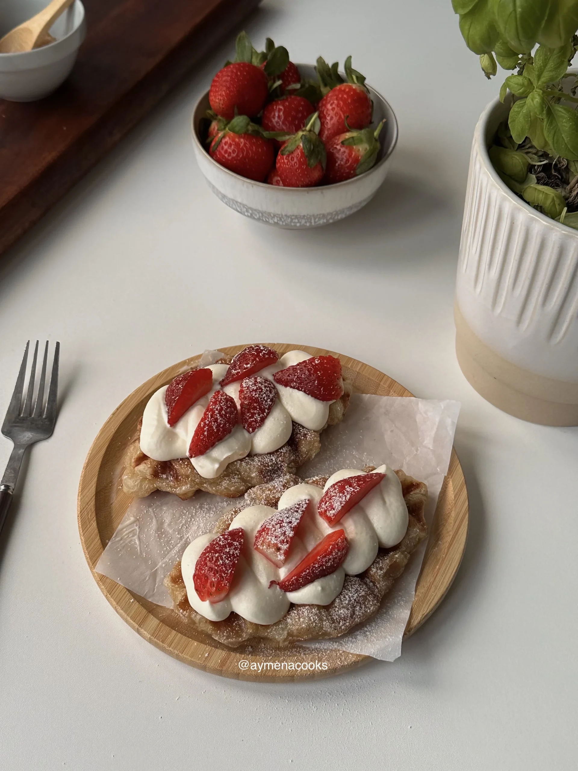 strawberry croffle