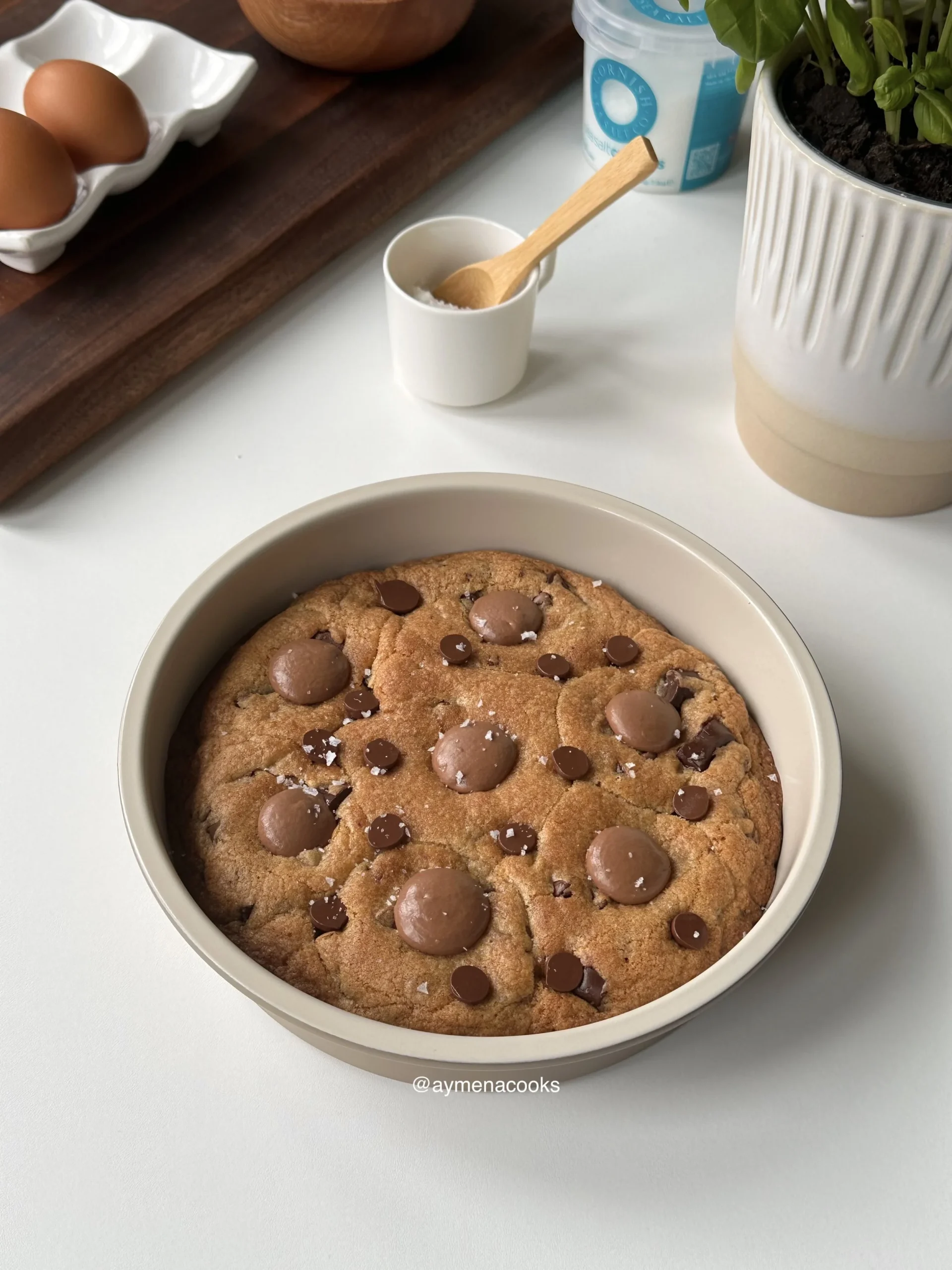air fryer chocolate chip cookies